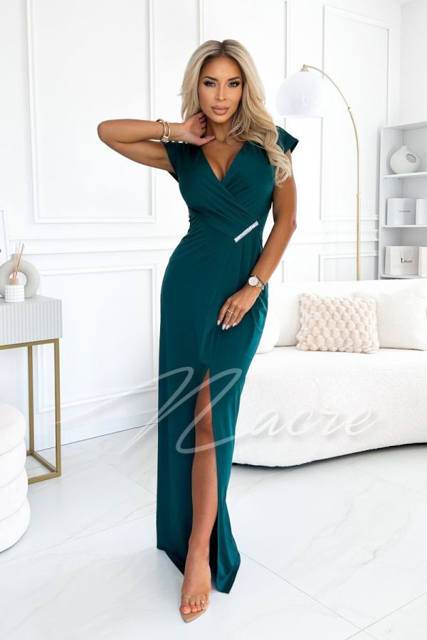 Green maxi dress with draping to mask imperfections - Melania