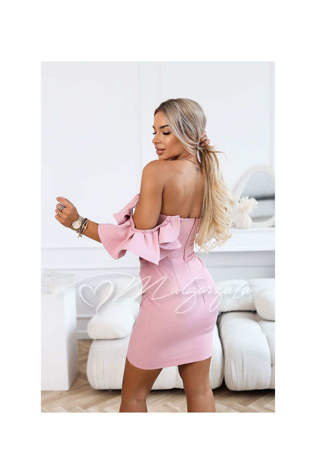 ロゼミューズ Open shoulder mini dress Open shoulder mini dress