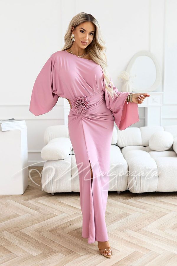 Pink imperfection-masking maxi dress with flower and crease - Soraya