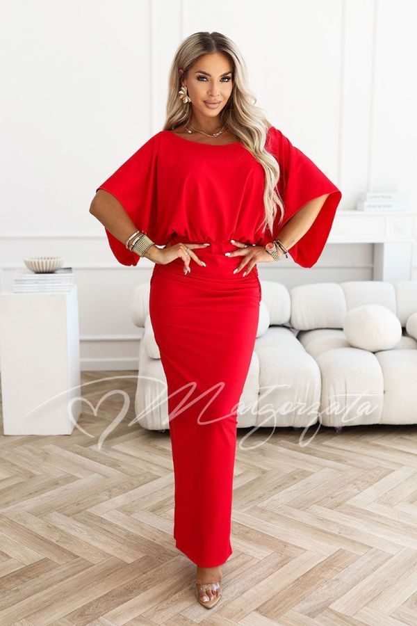 Red maxi dress masking imperfections with a crease - Aurora