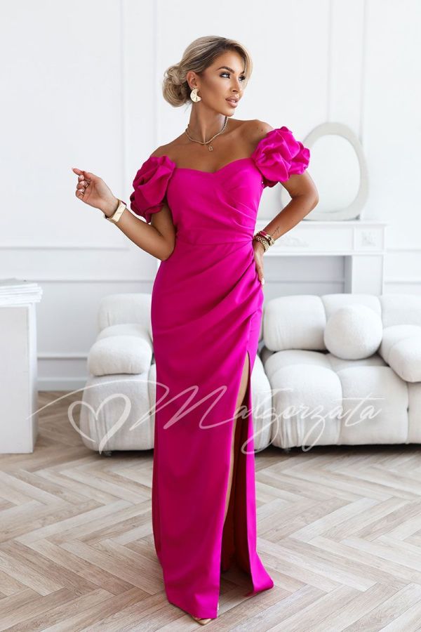 Fuchsia maxi dress with puffed sleeves and a slit – Marietta