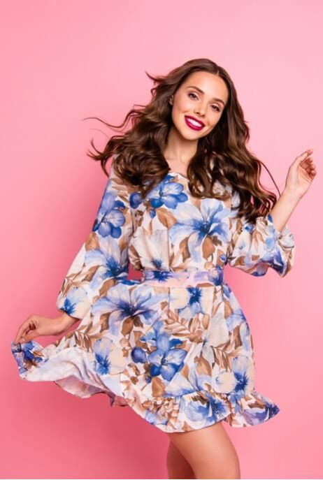 Modne sukienki na wesele w 2026 roku